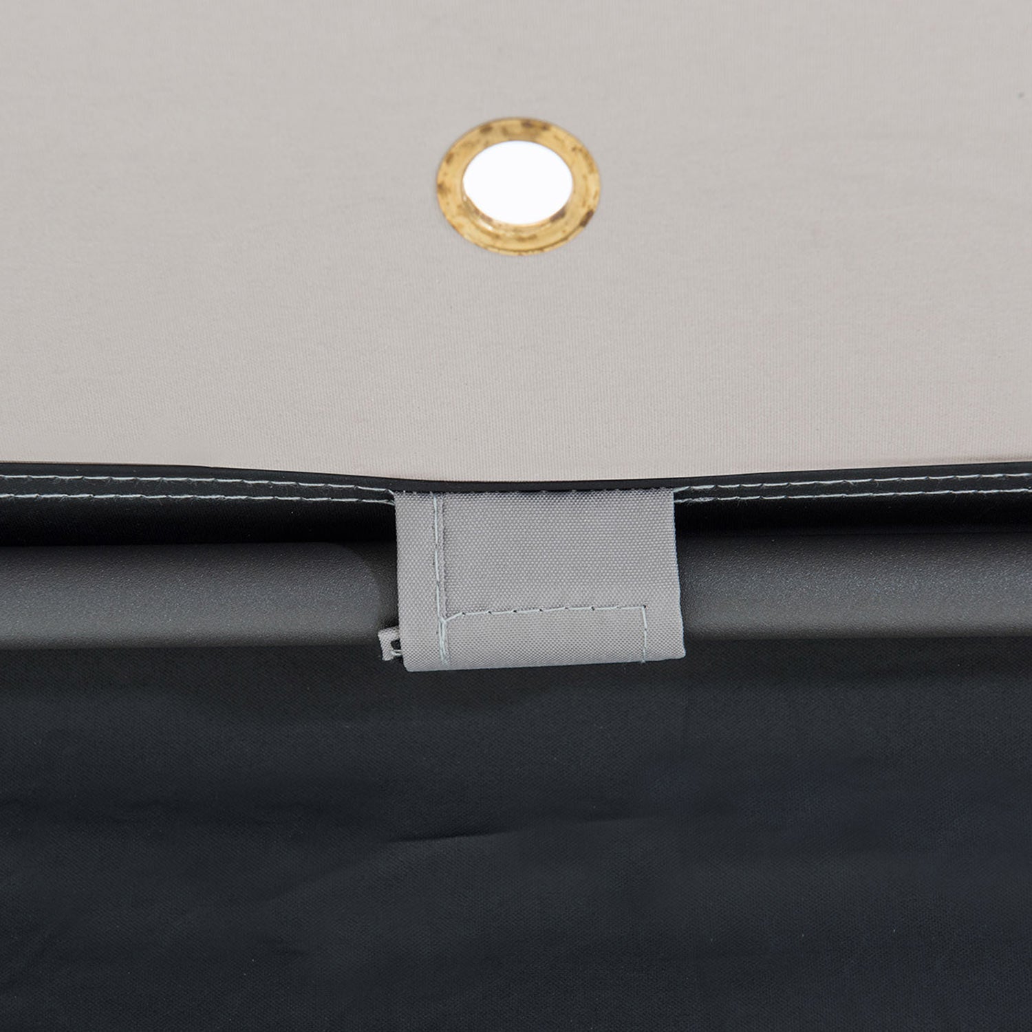 Lauko-pavesines-su-tinkleliu