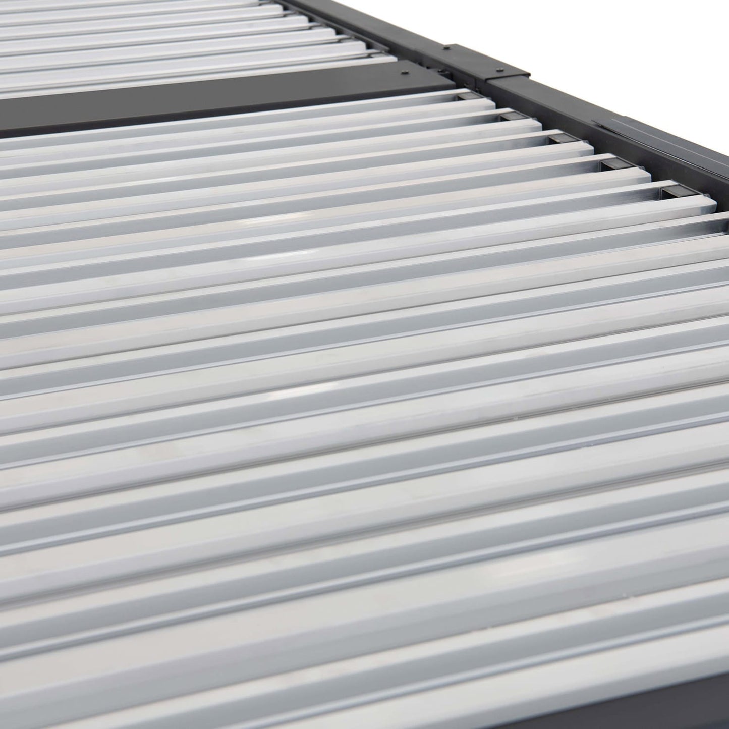 Pergola_pavėsinė_pilka