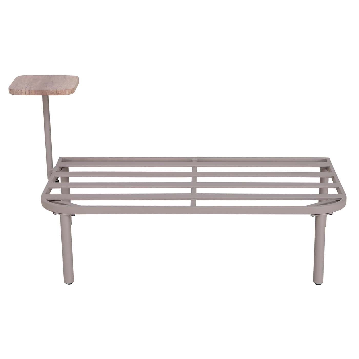 Metalinė sofos detalė