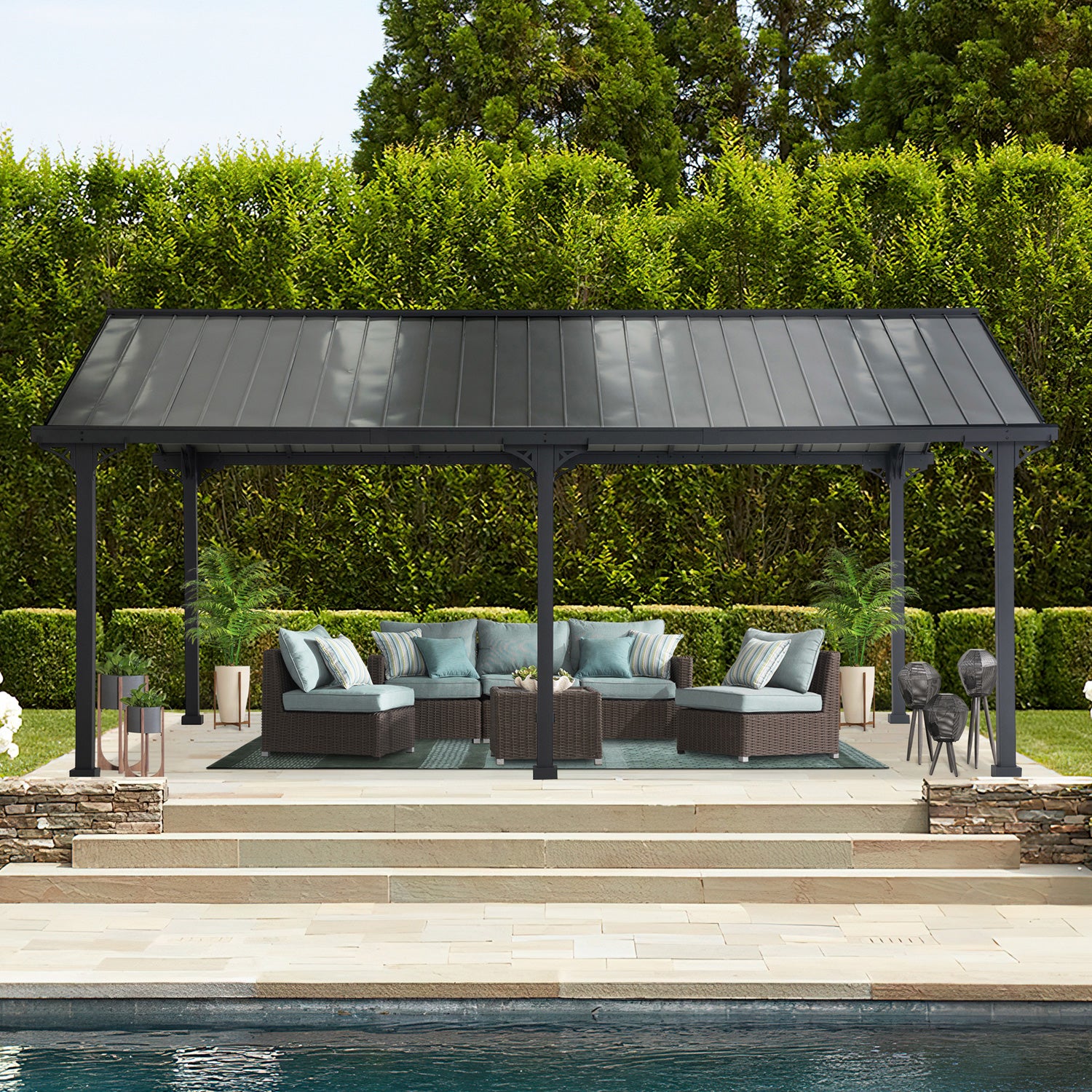 metaline_stogine_masinai