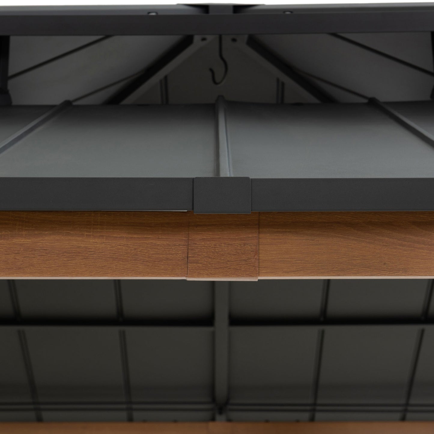 Metalines lauko pavesines