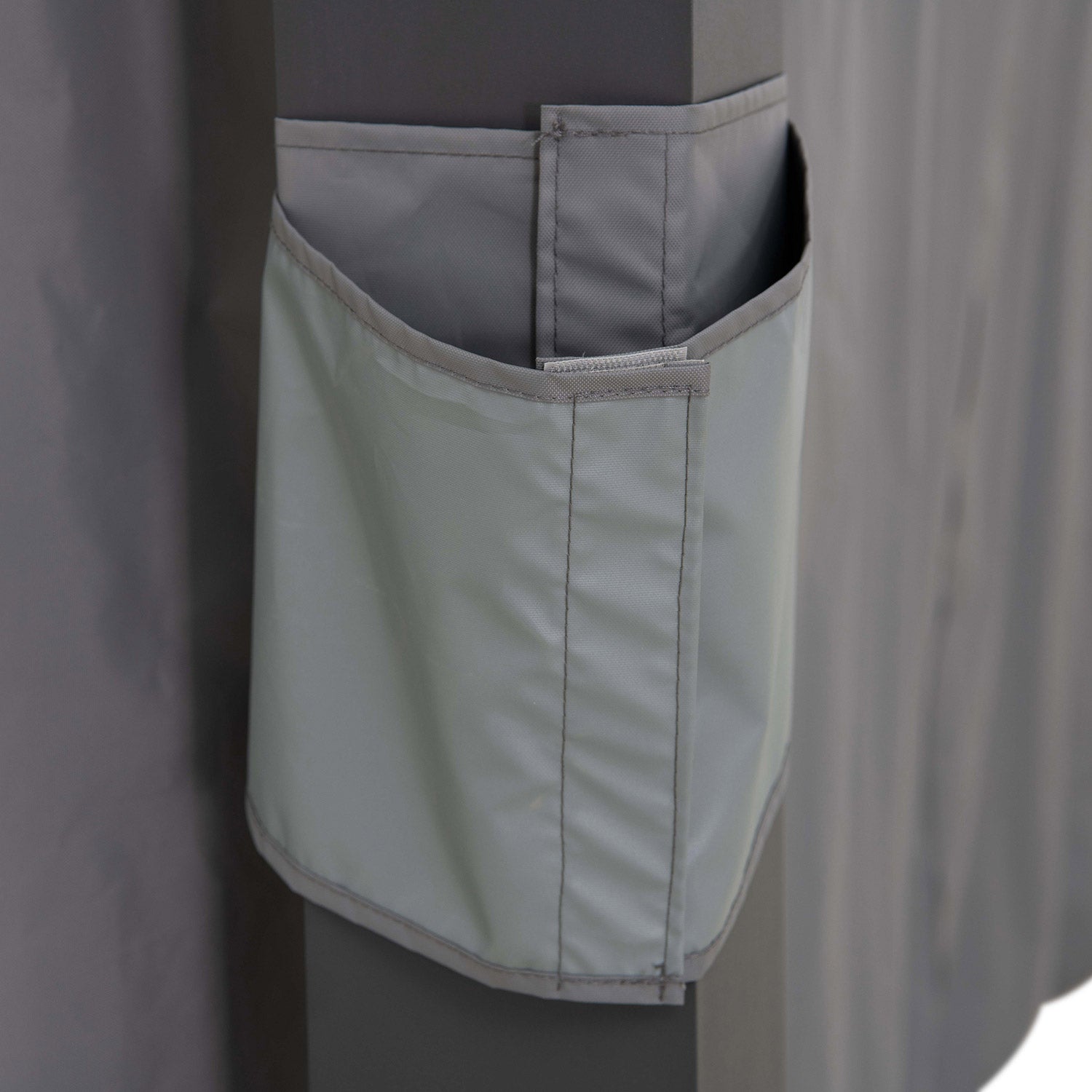 pavesiniu_uzuolaidos