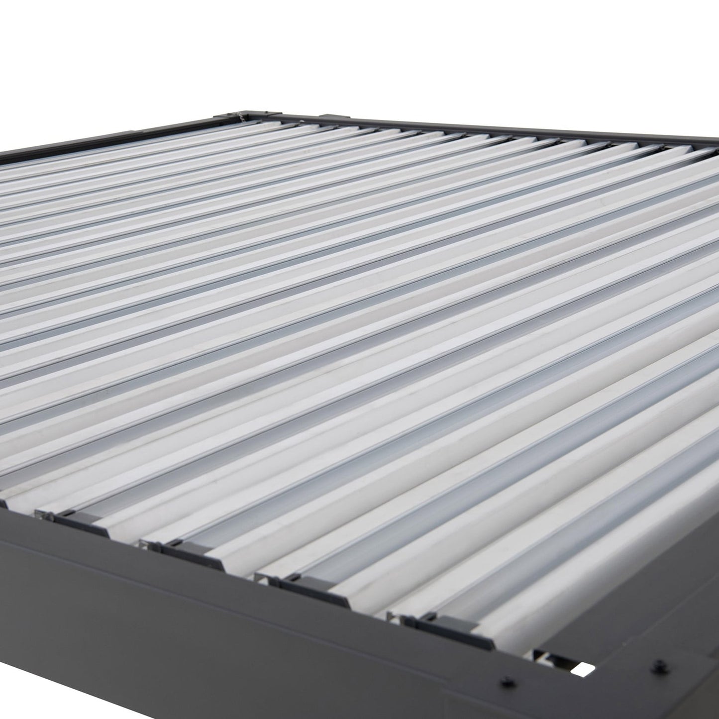 Pergola pilkos spalvos